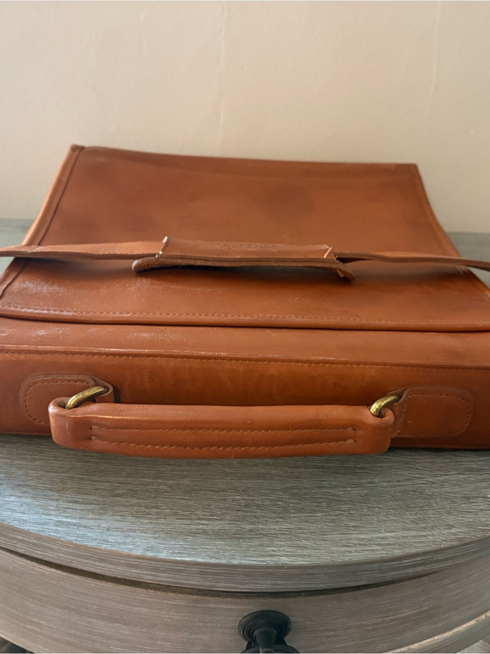 Coach Vintage Leather Emerson Bag with Brass Hardware - Picture 6 of 15